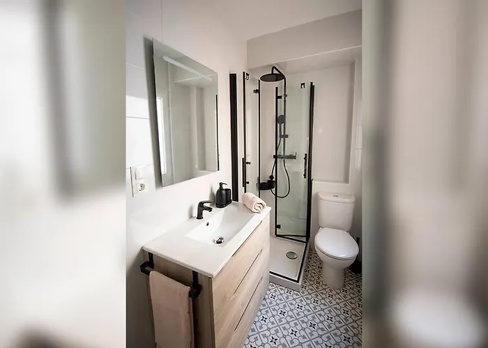 Piso Con Mucho Encanto En El Centro * Santander