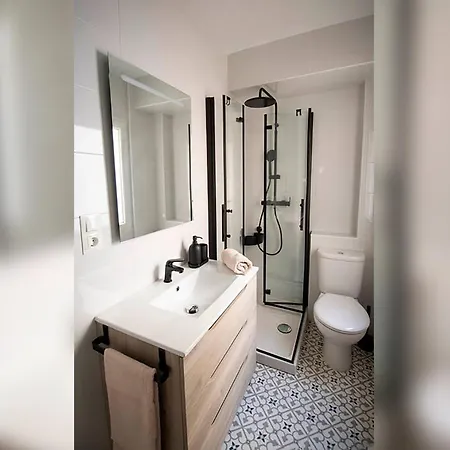 Piso Con Mucho Encanto En El Centro * Santander